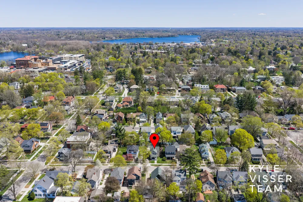 622 Gladstone Drive SE East Grand Rapids City, MI 0