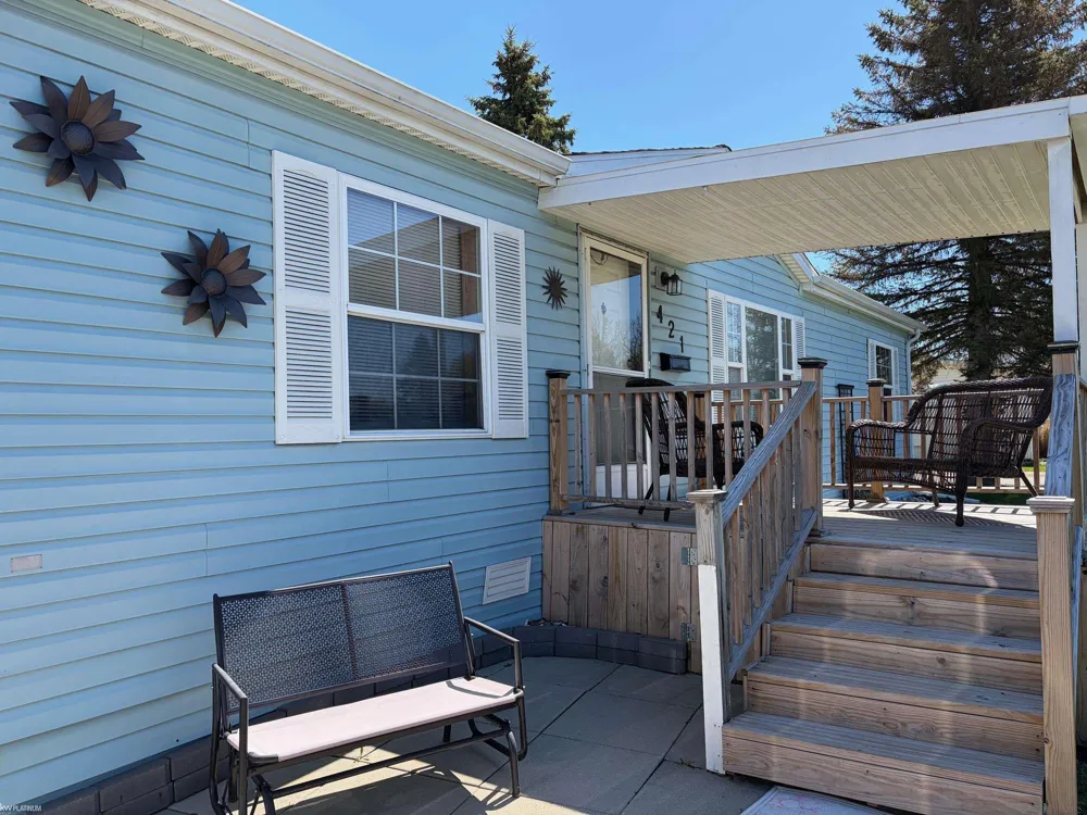 421 Red Pine Drive Genesee Charter Township, MI 48506