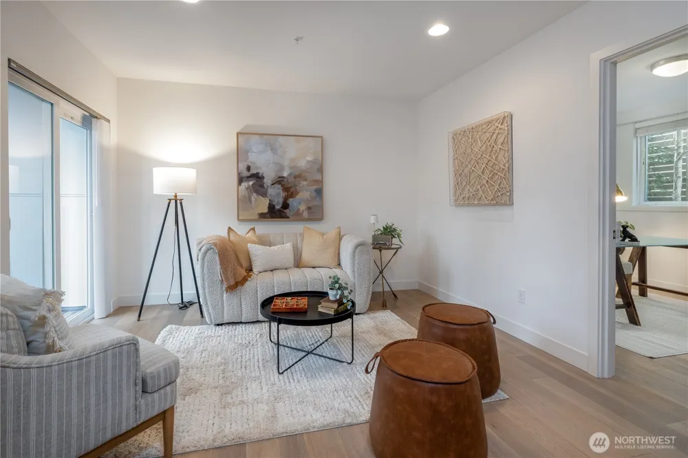4331 Woodland Park Avenue Seattle, WA 98103