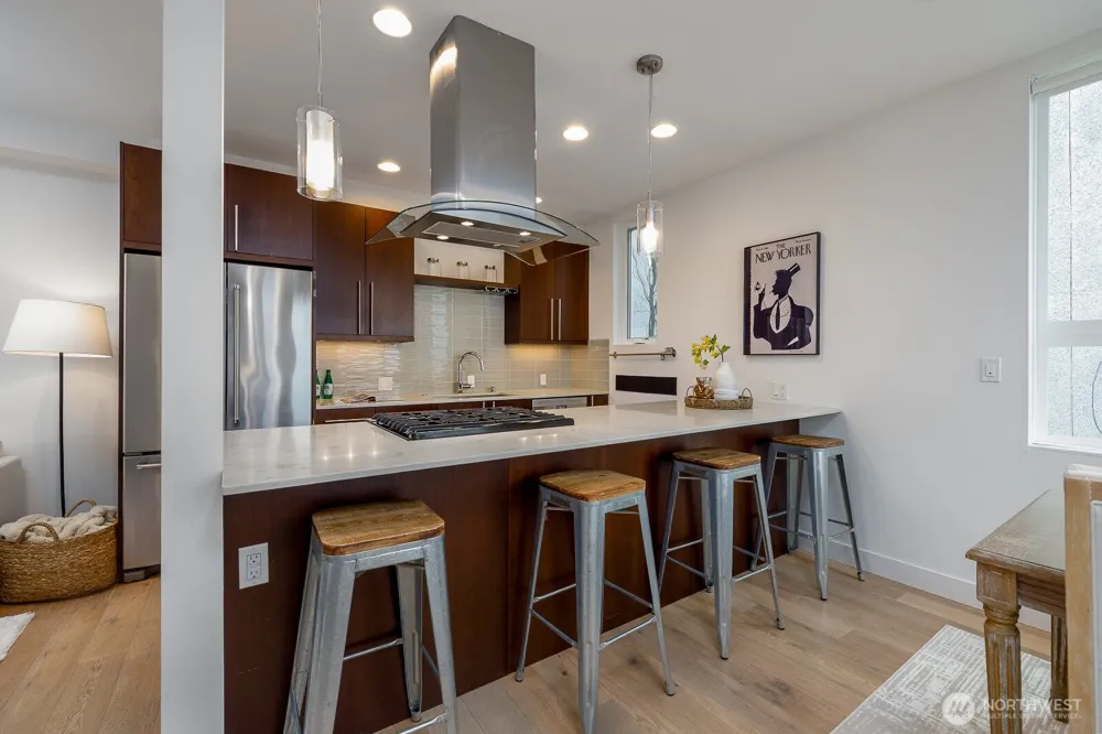 4331 Woodland Park Avenue Seattle, WA 98103