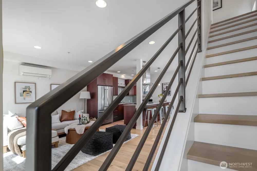 4331 Woodland Park Avenue Seattle, WA 98103