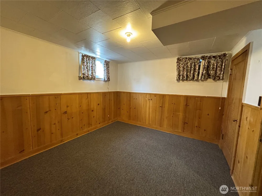 317 Ash Street S Omak, WA 98841