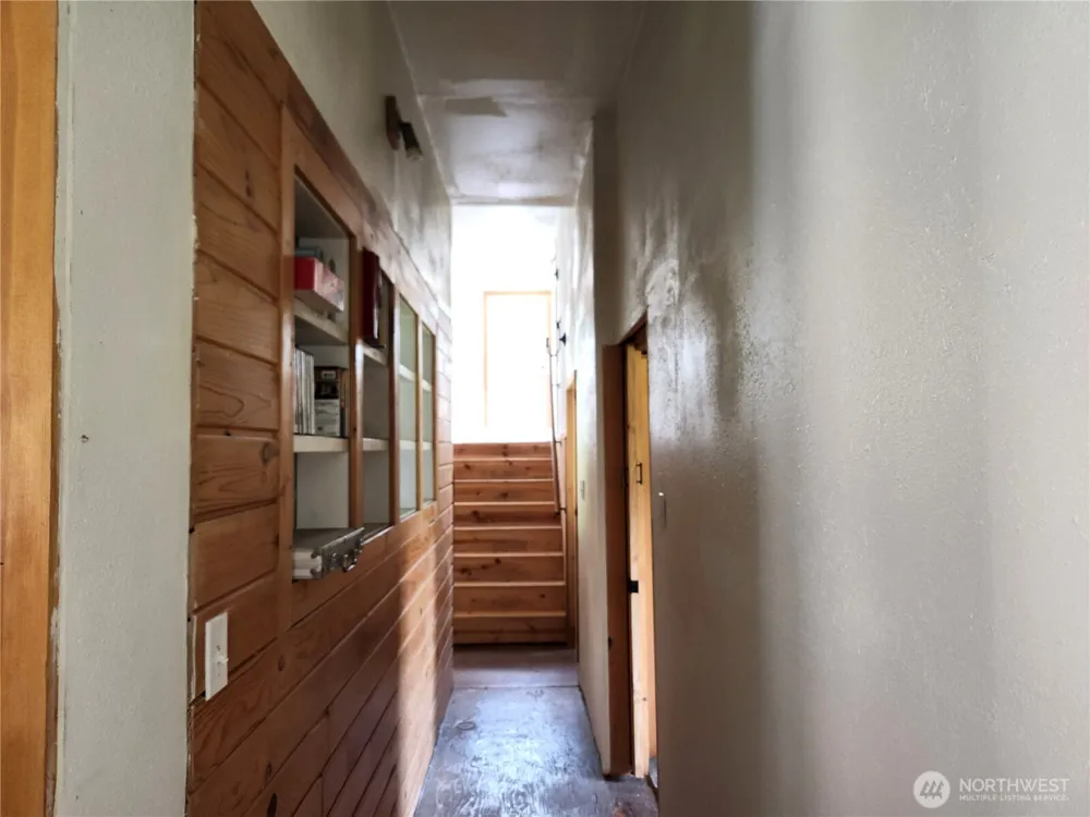 363 Sheridan Road Republic, WA 99166