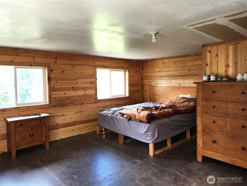 363 Sheridan Road Republic, WA 99166