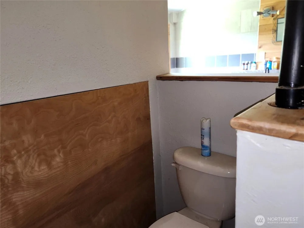 363 Sheridan Road Republic, WA 99166