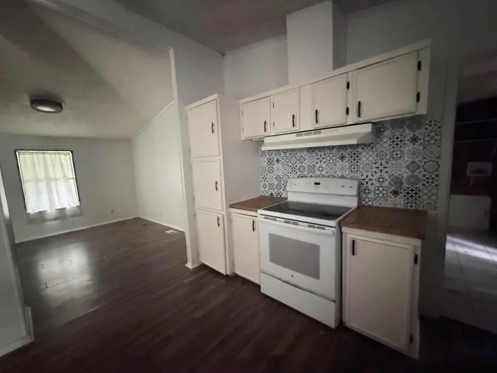86 E Whippoorwill Trinity, TX 75862