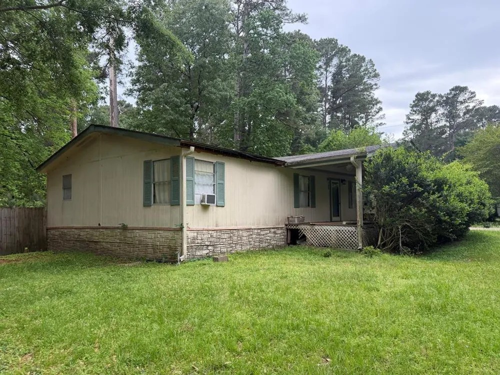 86 E Whippoorwill Trinity, TX 75862