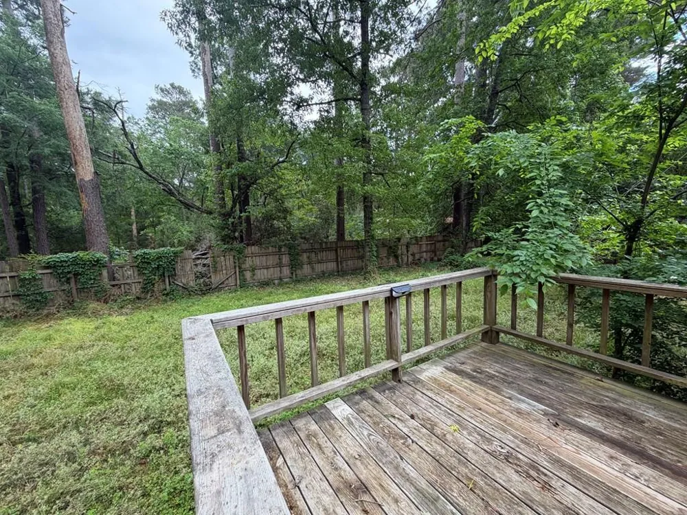 86 E Whippoorwill Trinity, TX 75862