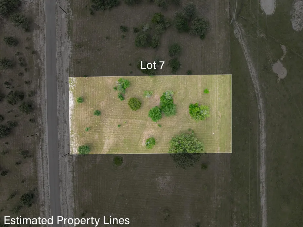 6757 Atakapan Trail Bedias, TX 77831