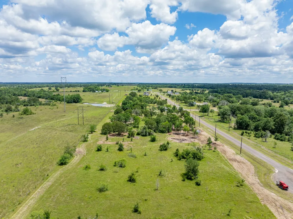 6593 Atakapan Trail Bedias, TX 77831