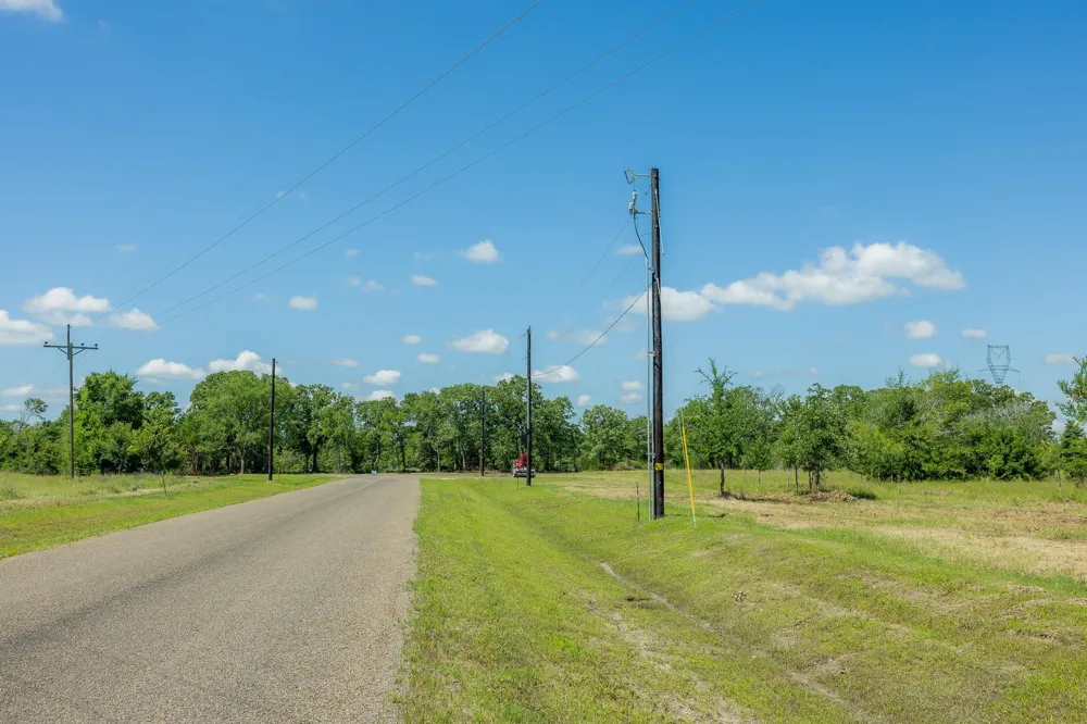 6575 Atakapan Trail Bedias, TX 77831
