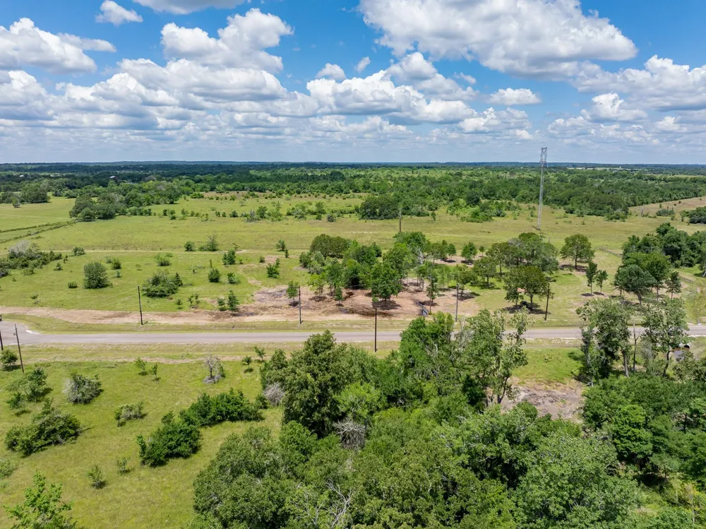 6575 Atakapan Trail Bedias, TX 77831