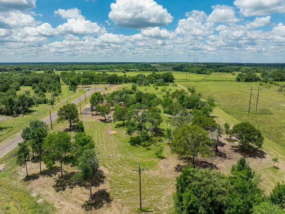 6575 Atakapan Trail Bedias, TX 77831