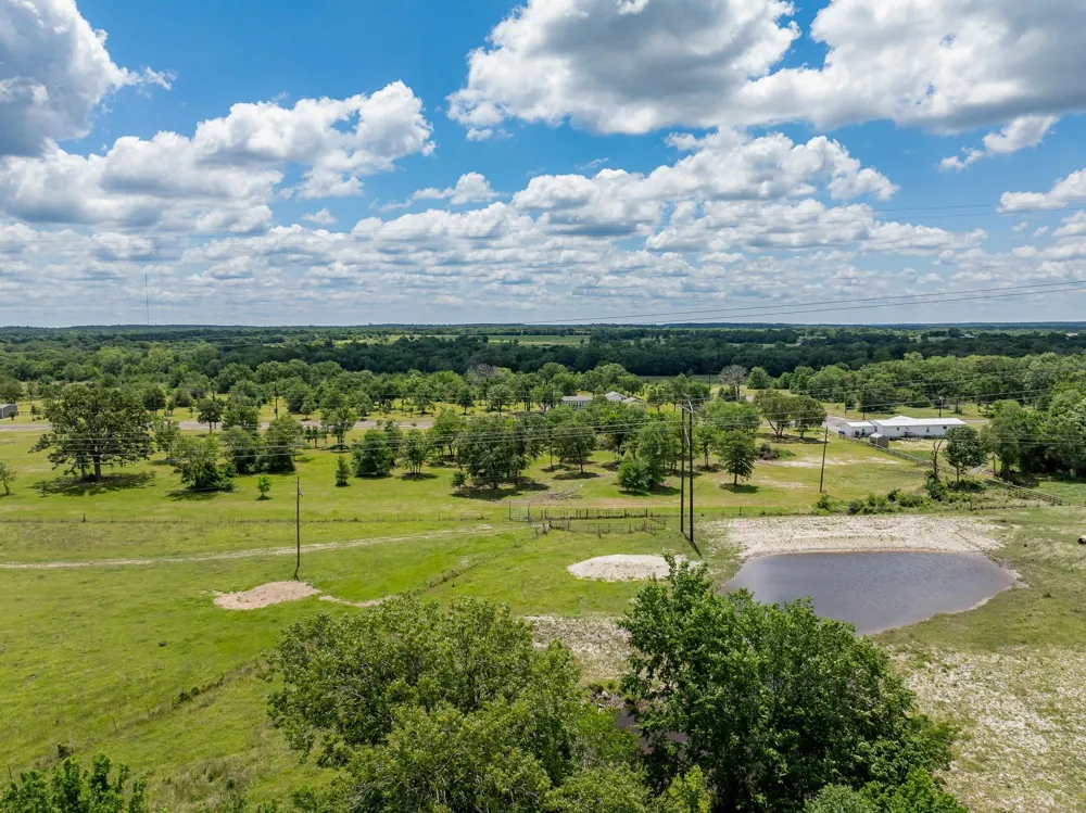 6731 Atakapan Trail Bedias, TX 77831