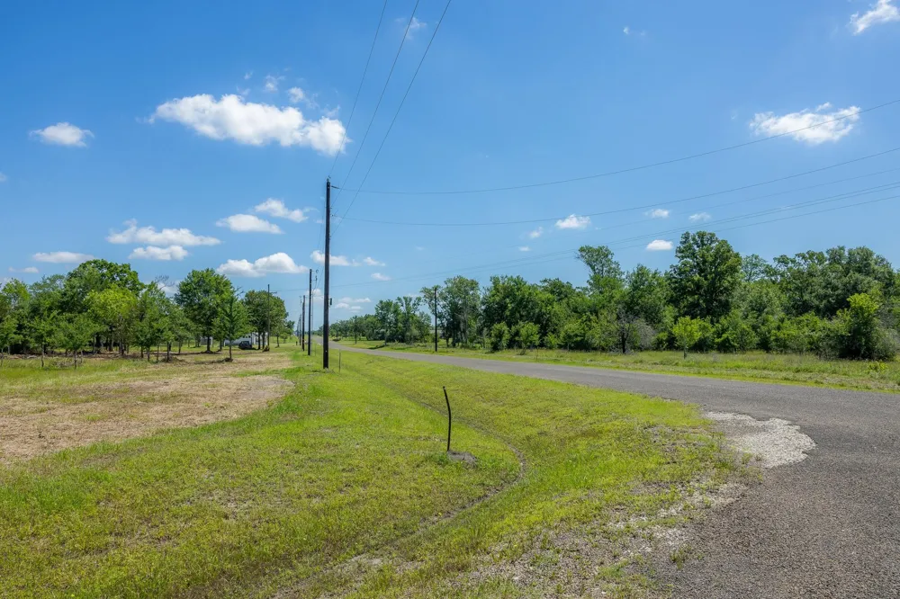 6507 Atakapan Trail Bedias, TX 77831