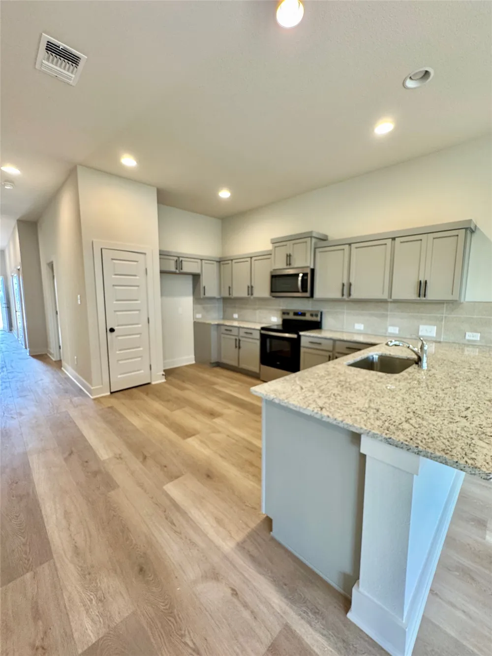 105 Zayd Court #A Jarrell, TX 76537