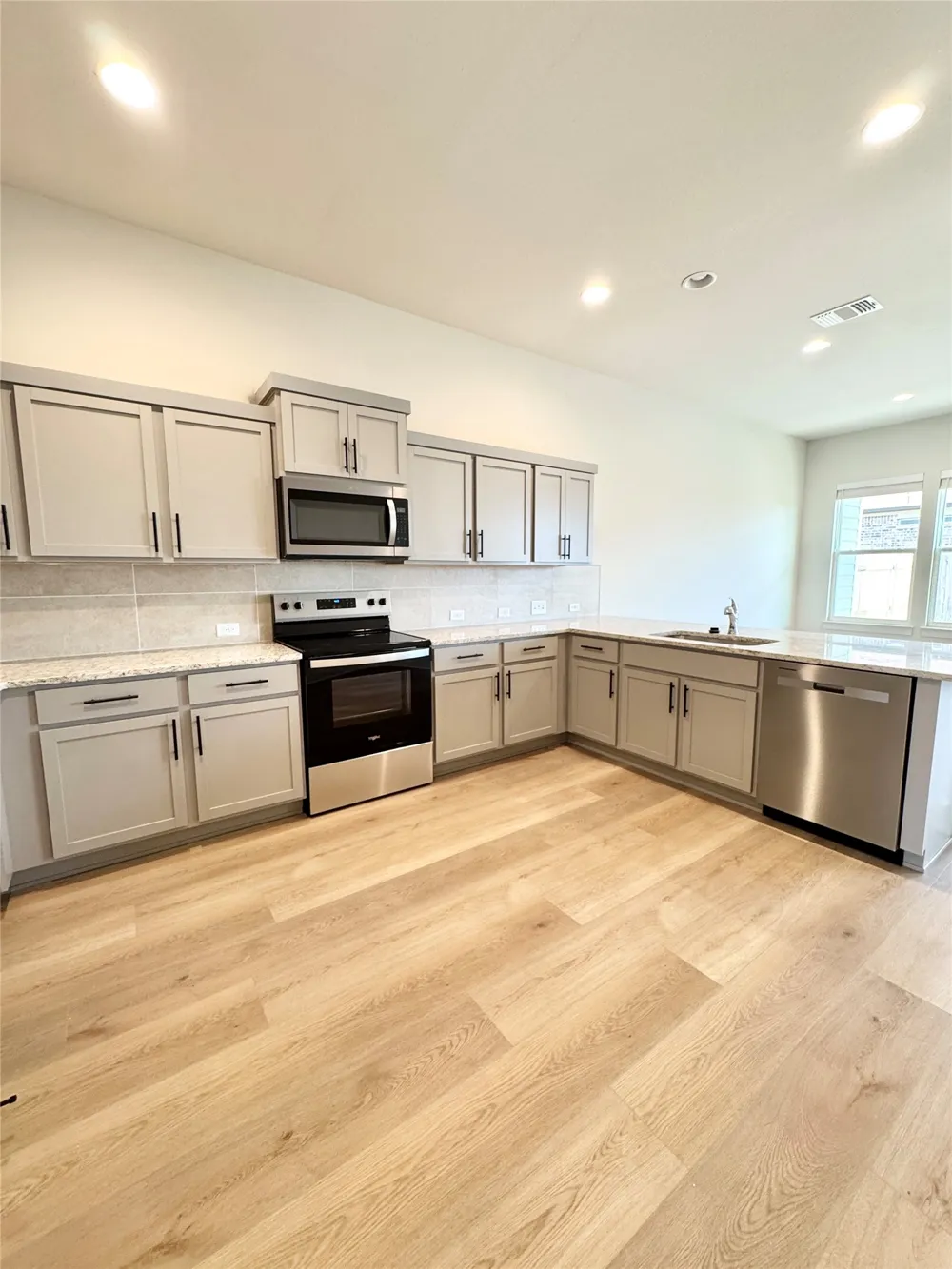 105 Zayd Court #A Jarrell, TX 76537