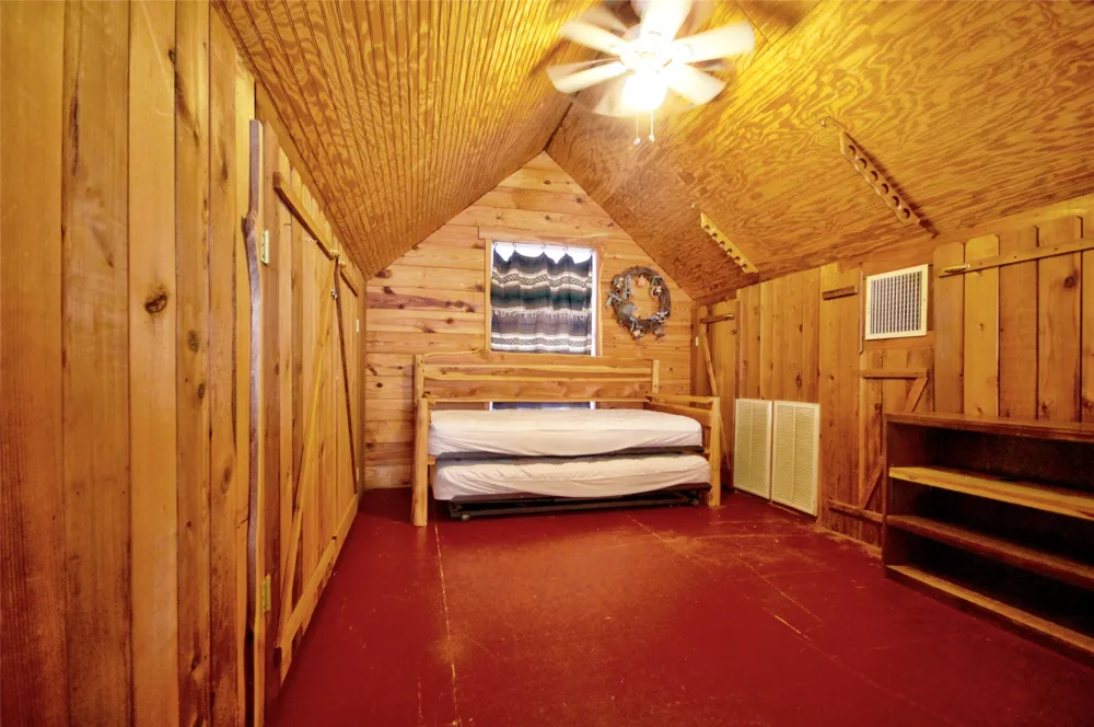 8653 State Hwy 16 Llano, TX 78643