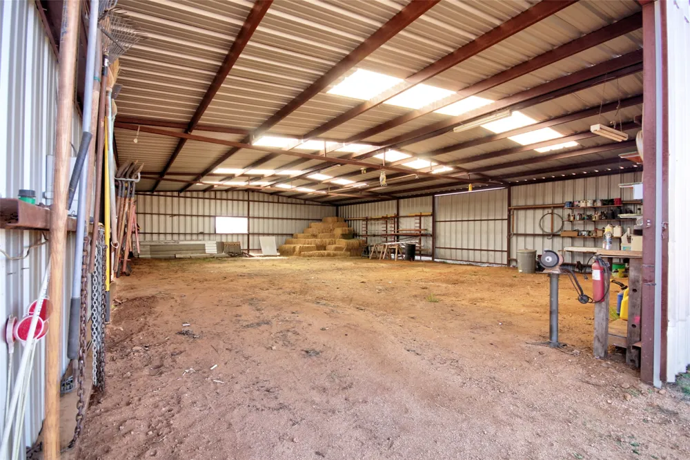 8653 State Hwy 16 Llano, TX 78643