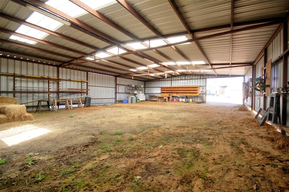 8653 State Hwy 16 Llano, TX 78643