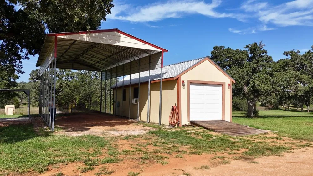 8653 State Hwy 16 Llano, TX 78643