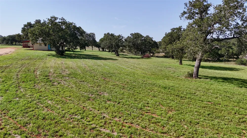 8653 State Hwy 16 Llano, TX 78643