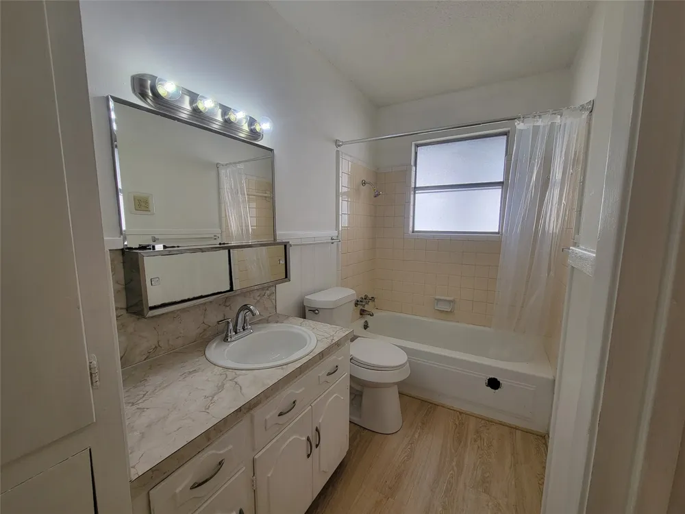 5806 Nassau Drive #A Austin, TX 78723