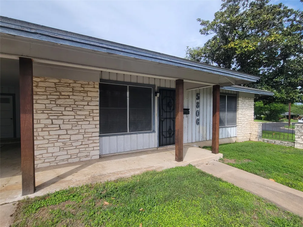 5806 Nassau Drive #A Austin, TX 78723
