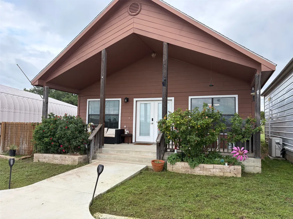 397 Private Road 3072 Lampasas, TX 76550