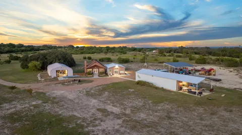 397 Private Road 3072