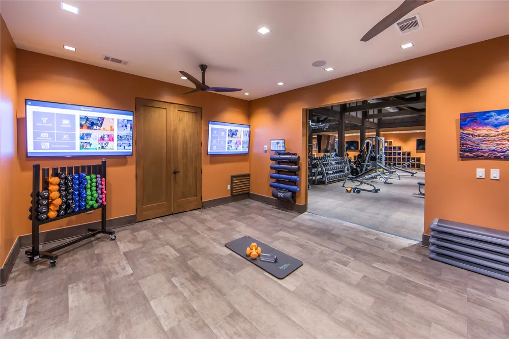 632 Sage Thrasher Circle Dripping Springs, TX 78620