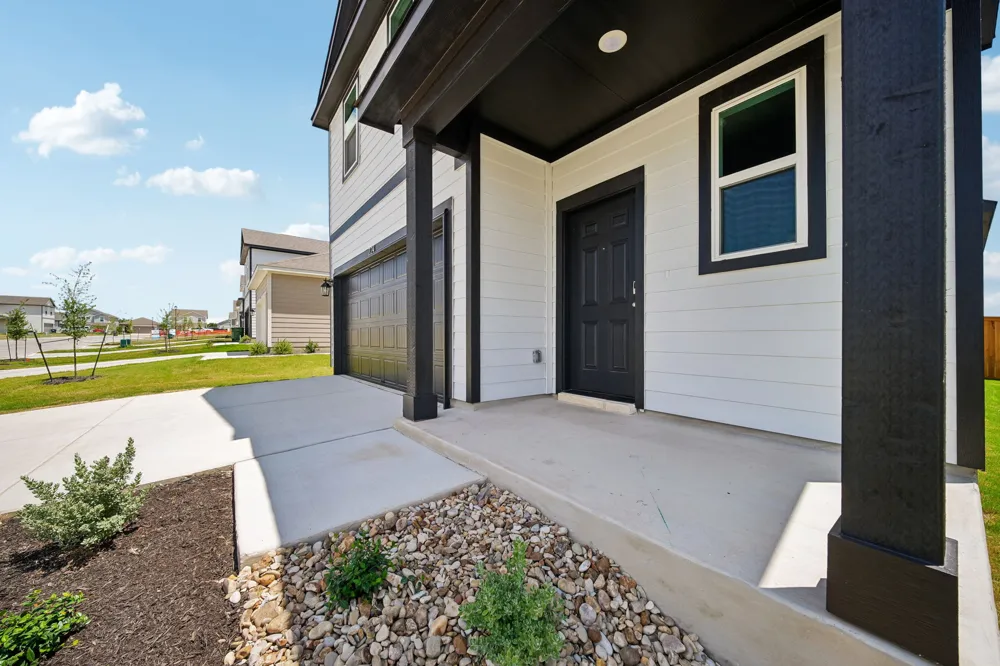 224 Escape Way Jarrell, TX 76537