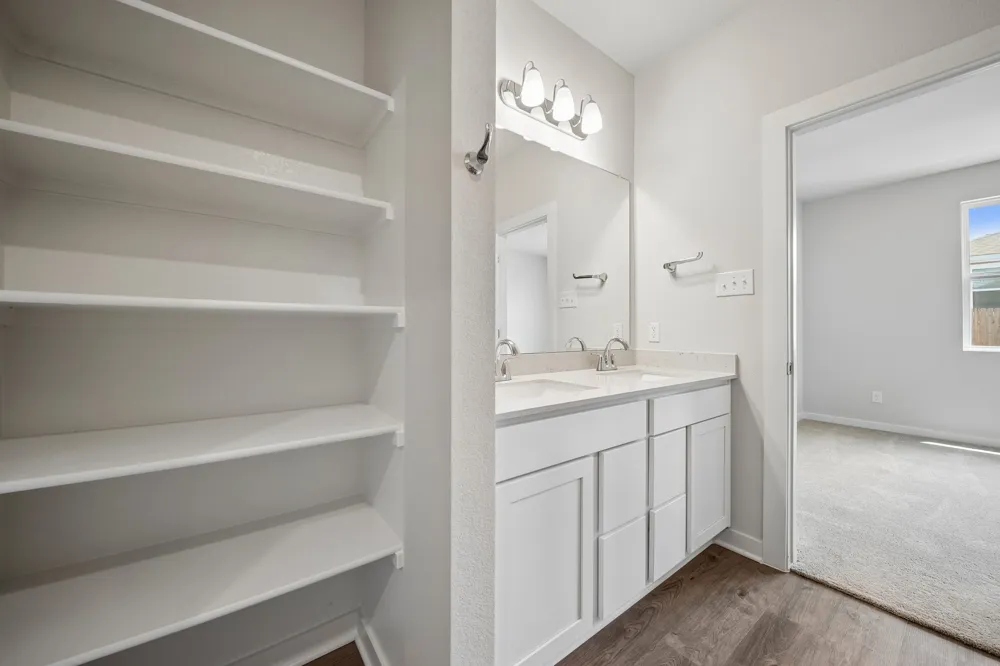224 Escape Way Jarrell, TX 76537