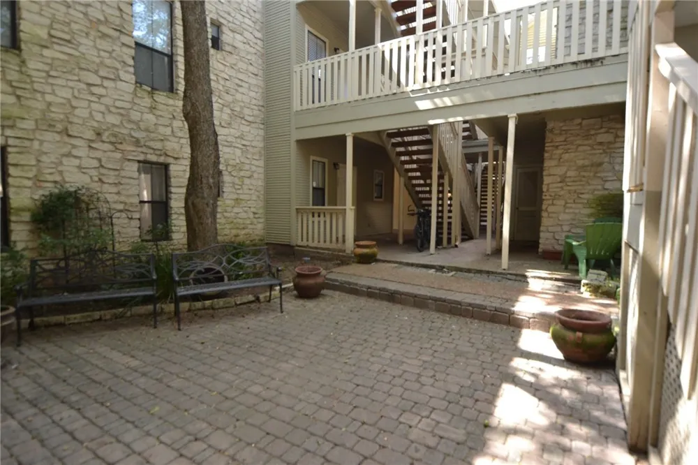 4401 Speedway #305 Austin, TX 78751