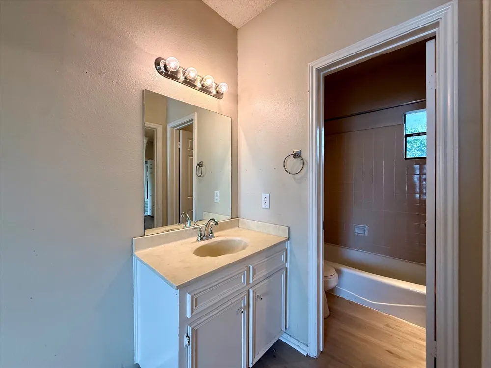 4401 Speedway #305 Austin, TX 78751