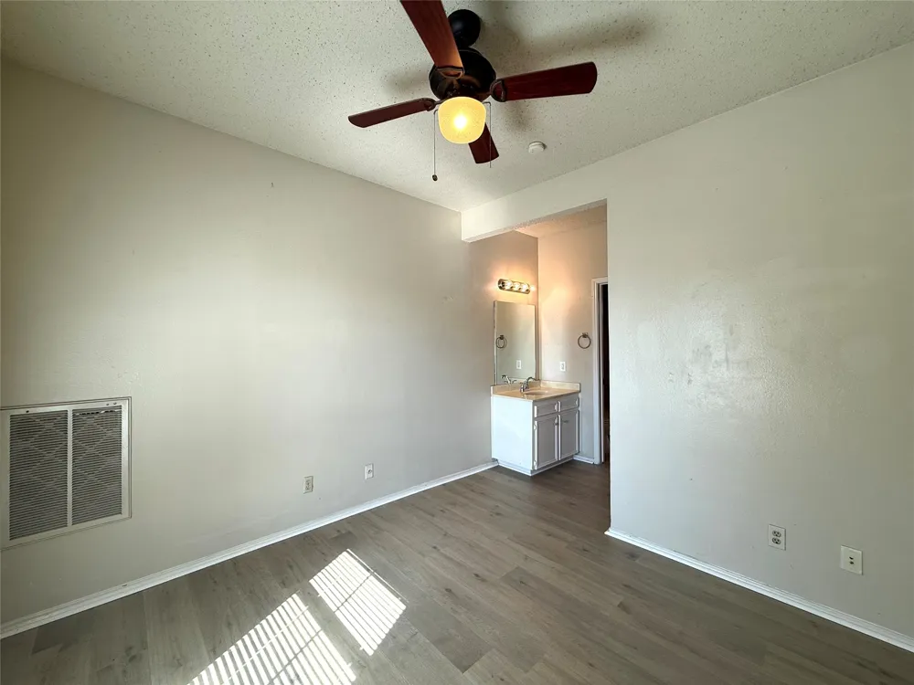 4401 Speedway #305 Austin, TX 78751