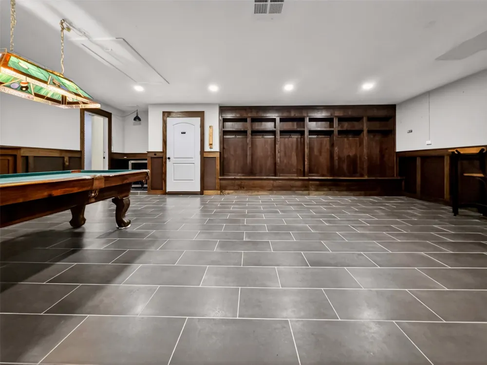 6106 SE FM Ranch Holland, TX 76534