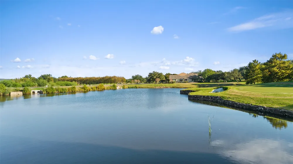 2401 Sailboat Pass Spicewood, TX 78669