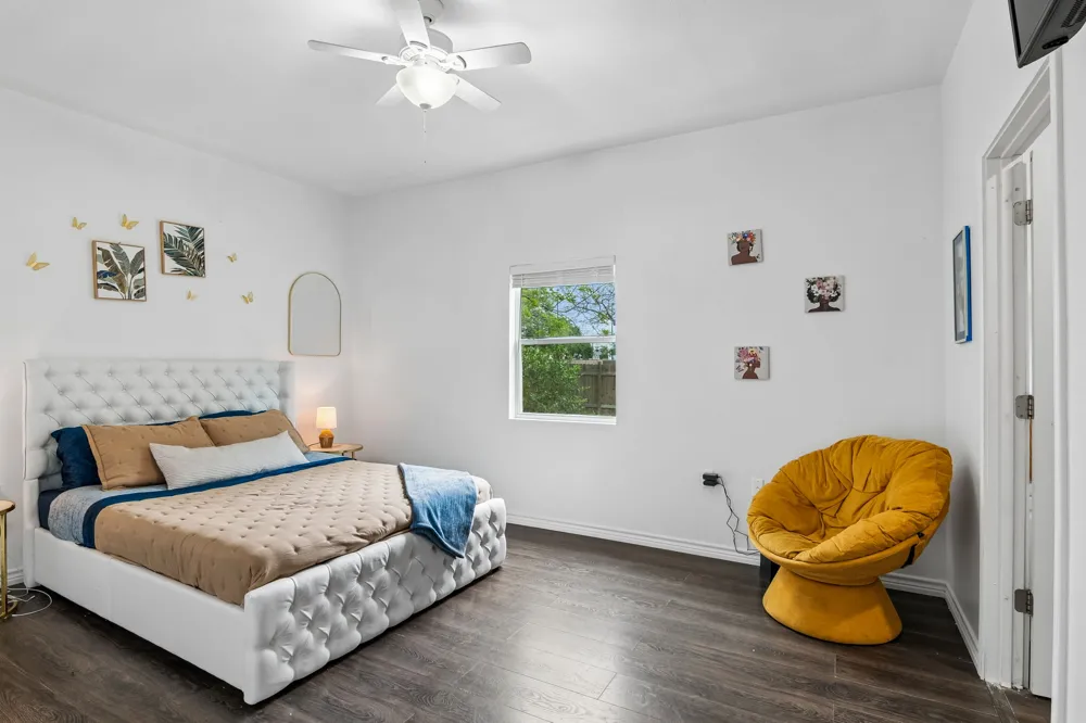 810 Lamar Street Luling, TX 78648