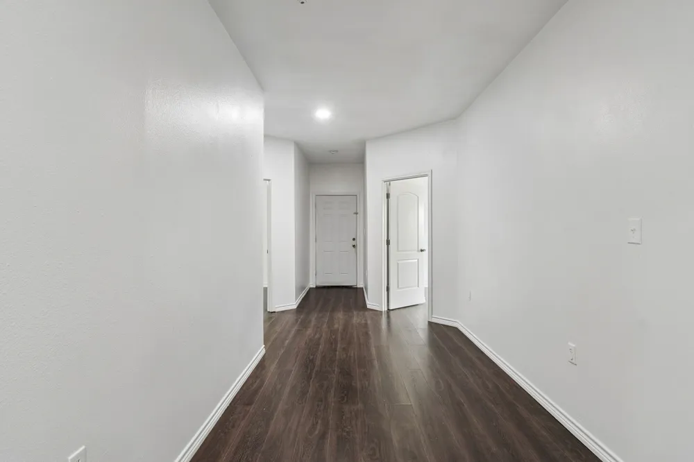 810 Lamar Street Luling, TX 78648