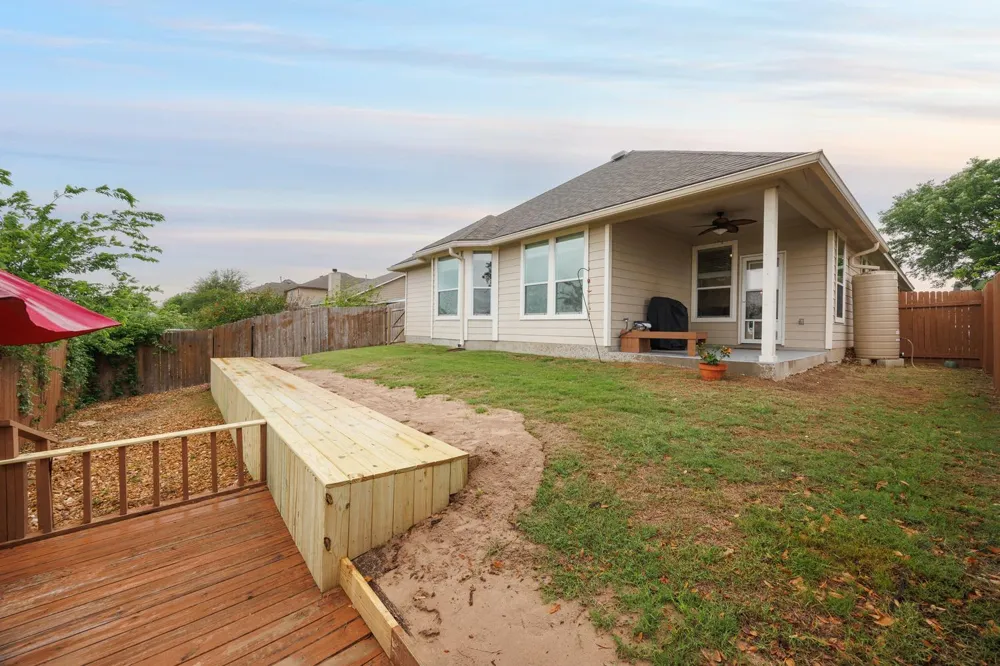 208 Birch Drive Kyle, TX 78640