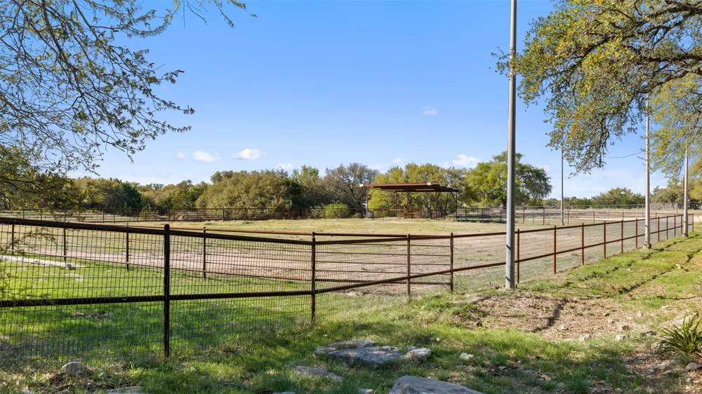 118 Landons Way Blanco, TX 78606