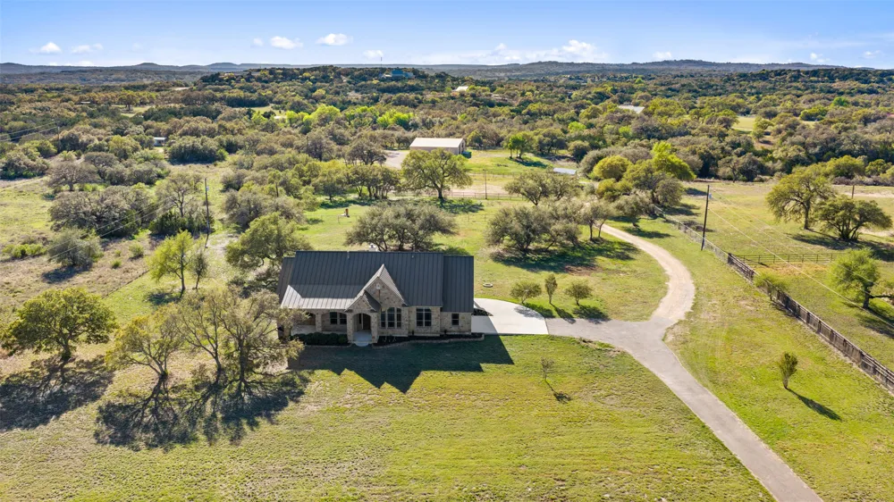 118 Landons Way Blanco, TX 78606