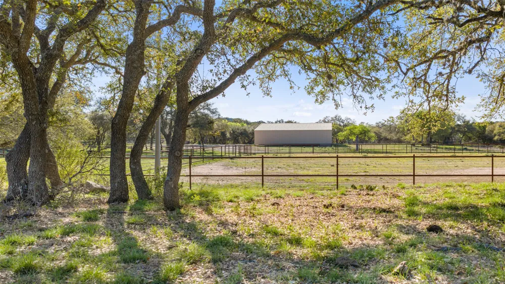 118 Landons Way Blanco, TX 78606