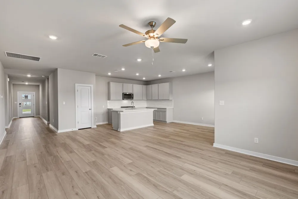 145 Ayres Horn Cedar Creek, TX 78612