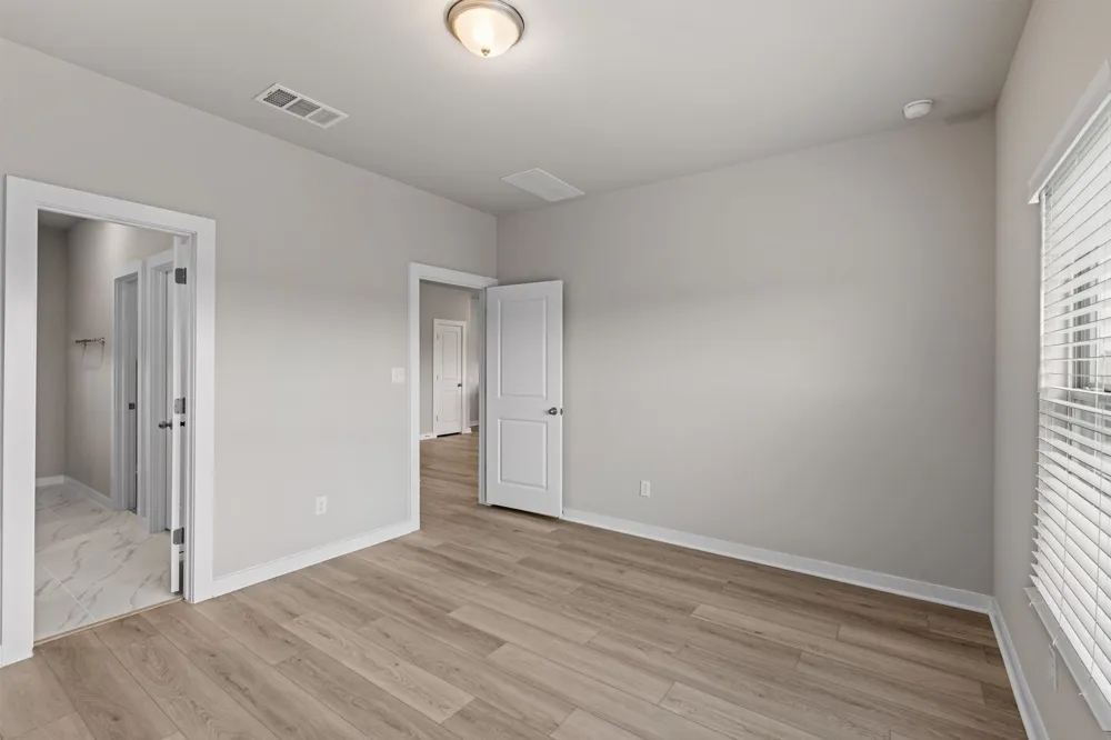 145 Ayres Horn Cedar Creek, TX 78612