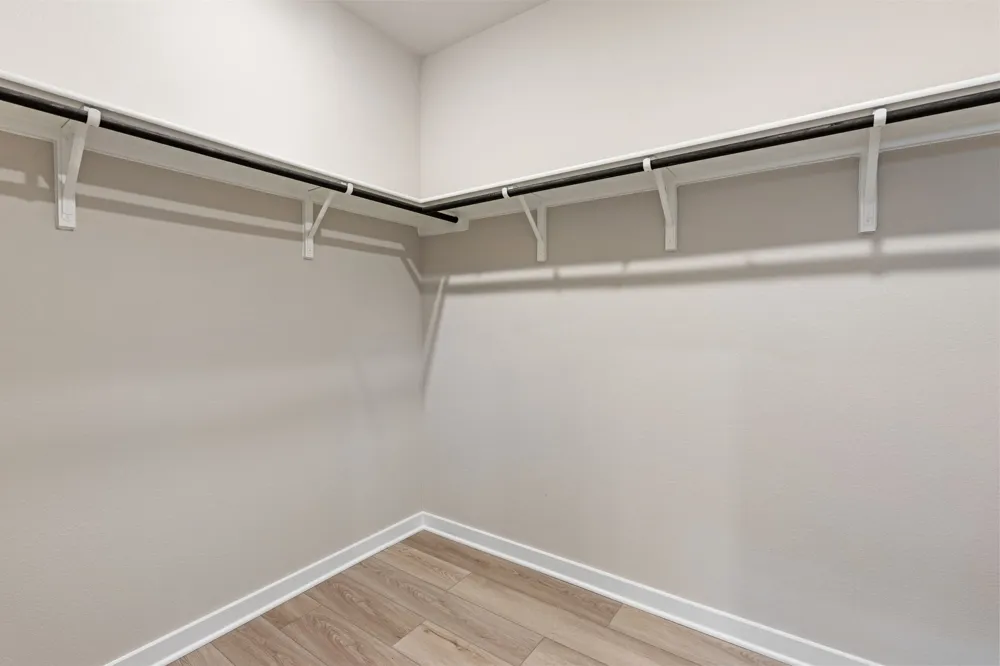 145 Ayres Horn Cedar Creek, TX 78612