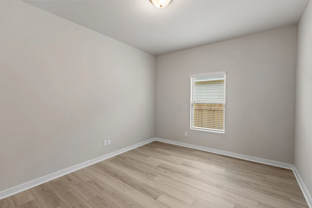 145 Ayres Horn Cedar Creek, TX 78612