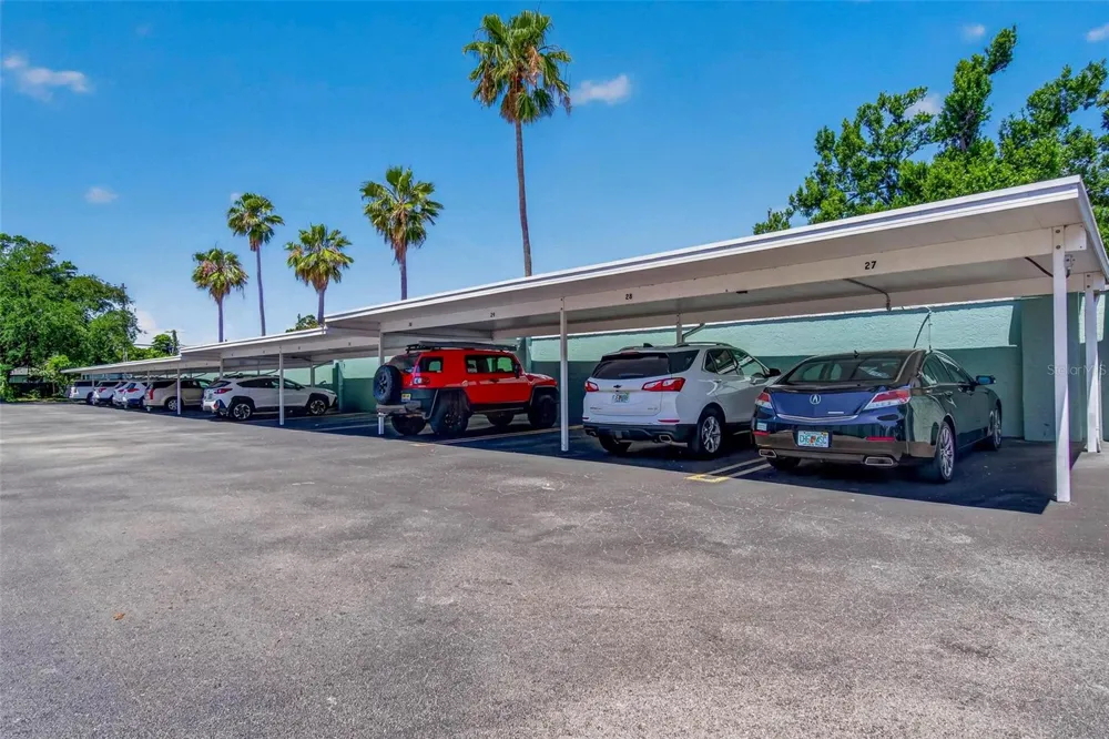 701 POINSETTIA ROAD #308 Belleair, FL 33756