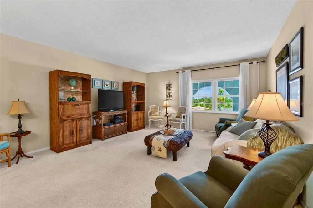 701 POINSETTIA ROAD #308 Belleair, FL 33756